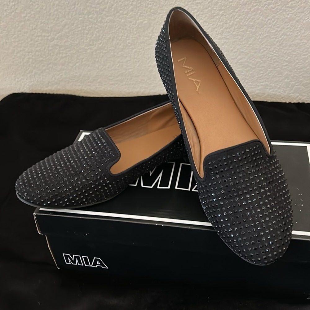 MIA Black Rhinestone Studded Flat Loafers Size 8.5 - Picture 2 of 7